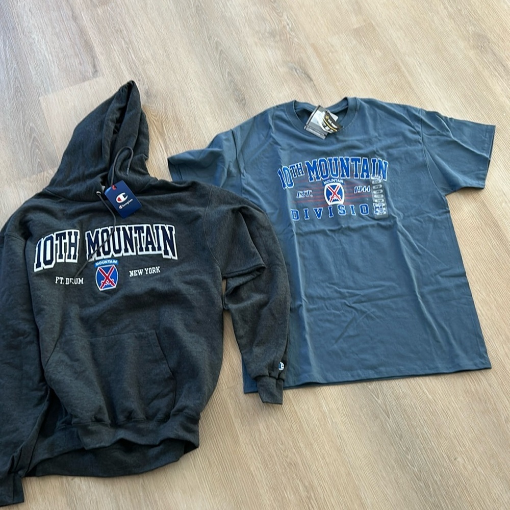 NWT Size Large - US Army FT Drum 10th Mountain Division - shirt AND Sweatshirt​